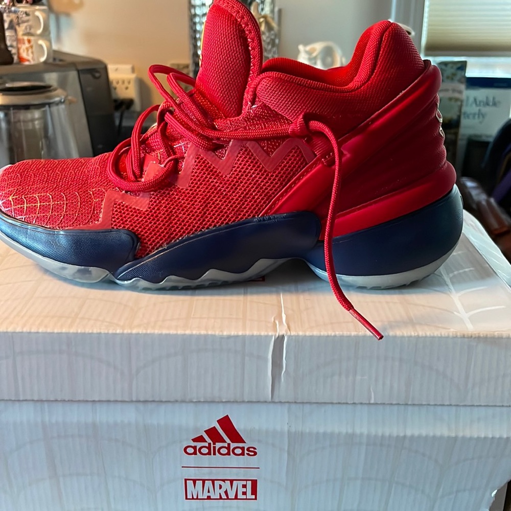 Adidas Donovan Mitchel issue #2